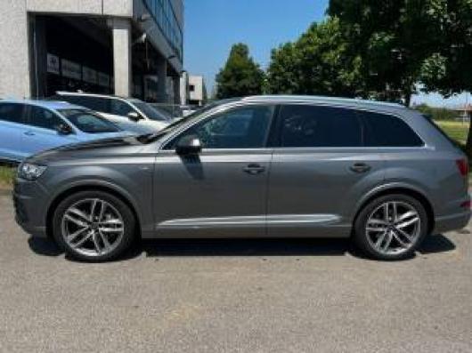usato AUDI Q7
