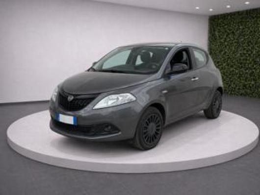 Ypsilon