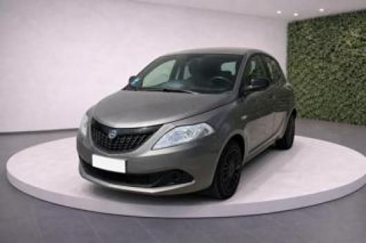 Ypsilon