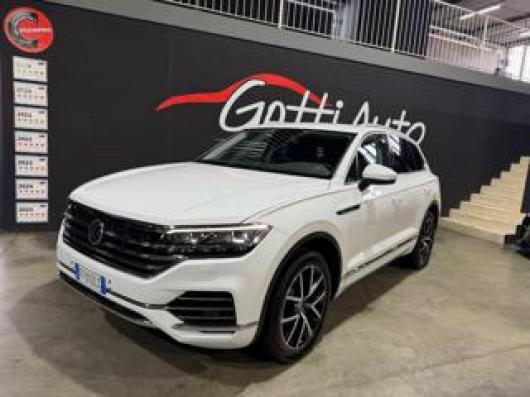 usato VOLKSWAGEN Touareg