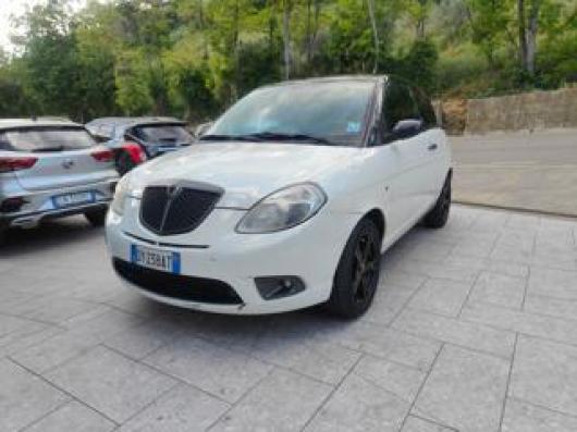 usato LANCIA Ypsilon