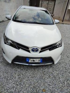 usato TOYOTA Auris