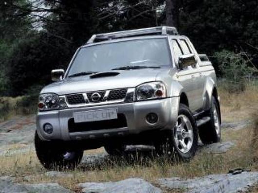 usato NISSAN Pick Up