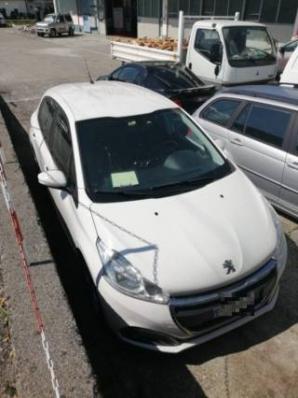usato PEUGEOT 208