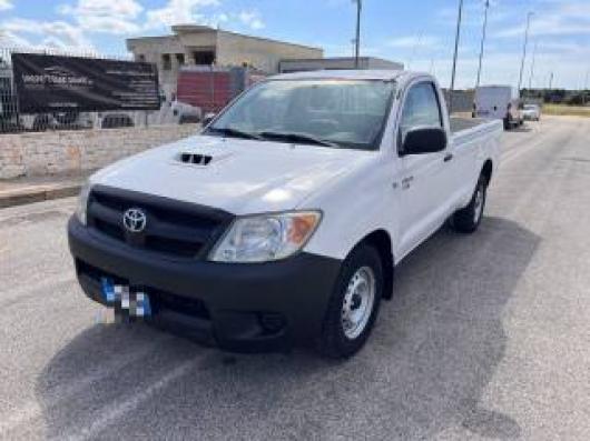 usato TOYOTA Hilux