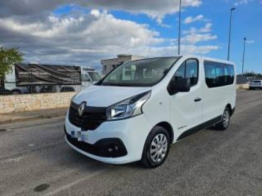 usato RENAULT Trafic