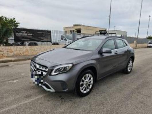 usato MERCEDES GLA 180