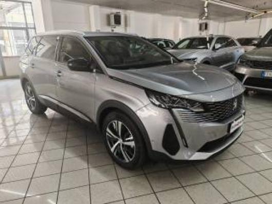 usato PEUGEOT 5008