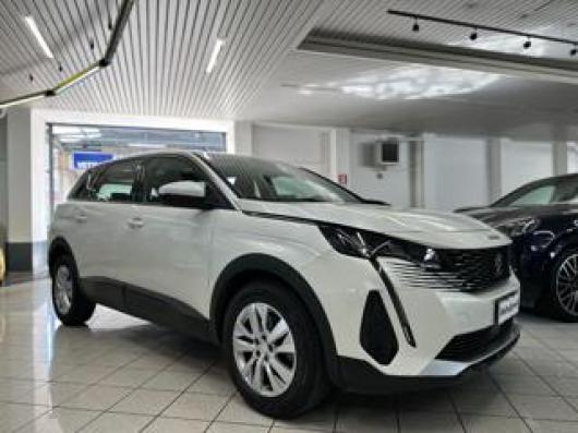 usato PEUGEOT 5008