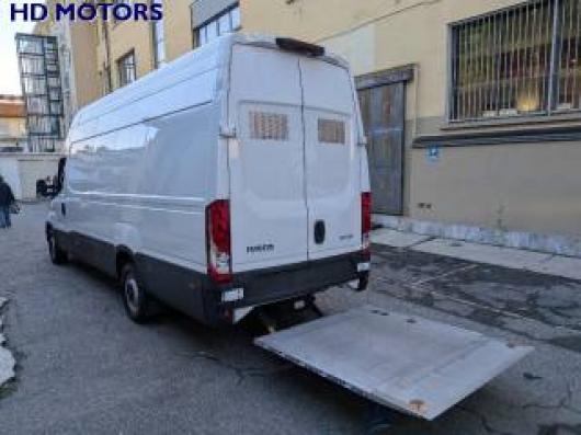 usato IVECO Daily