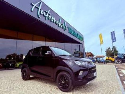 usato MAHINDRA KUV100