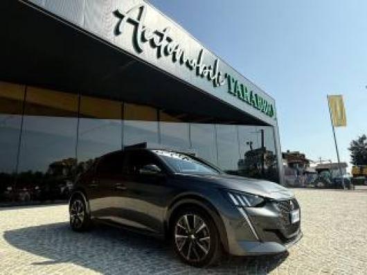 usato PEUGEOT 208