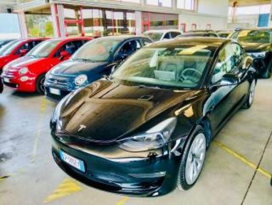 usato TESLA Model 3
