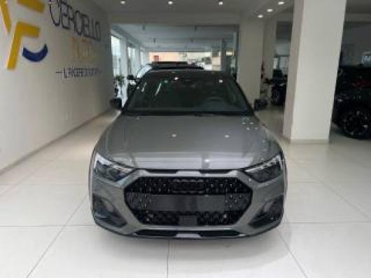 Km 0 AUDI A1