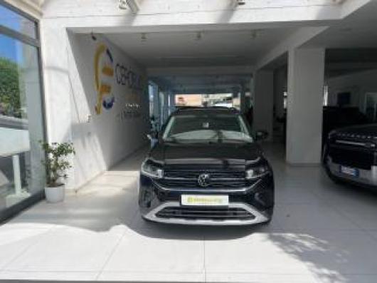 Km 0 VOLKSWAGEN T Cross