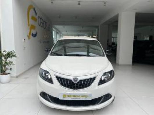 Ypsilon