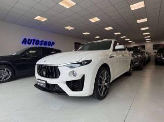 usato MASERATI Levante