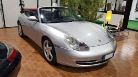 996