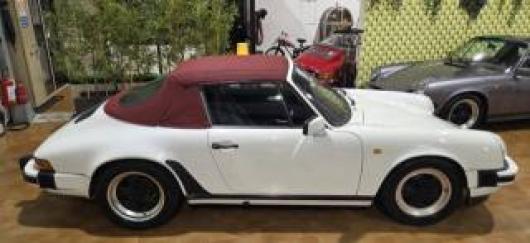 911