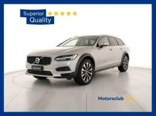Km 0 VOLVO V90 Cross Country