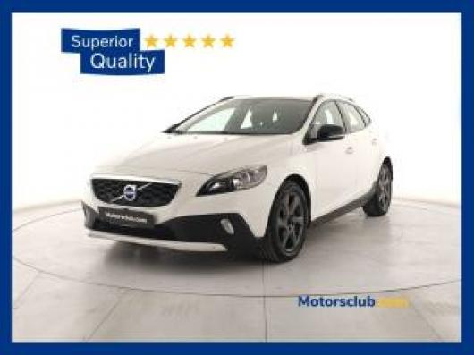 V40 Cross Country