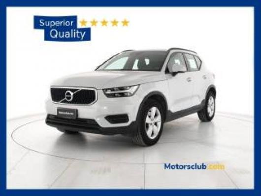 usato VOLVO XC40