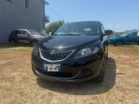 Ypsilon