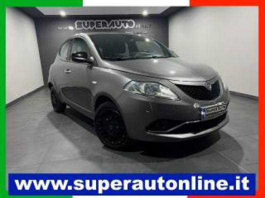 usato LANCIA Ypsilon