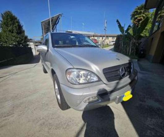 usato MERCEDES ML 270