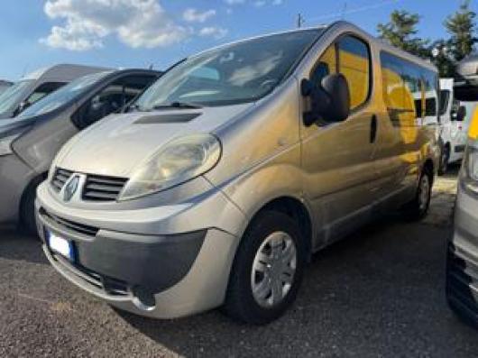 usato RENAULT Trafic
