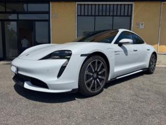 usato PORSCHE Taycan