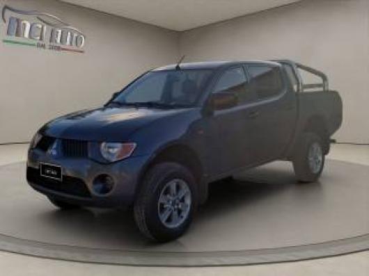 usato MITSUBISHI L200