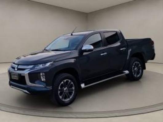 usato MITSUBISHI L200