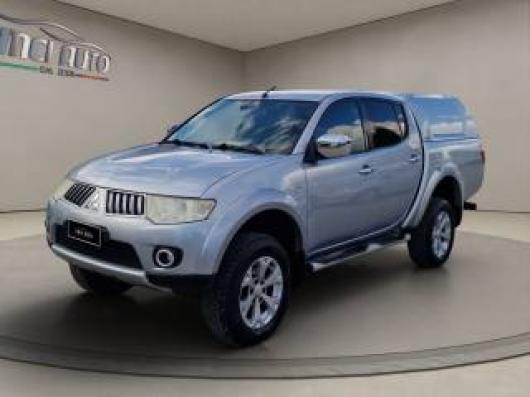 usato MITSUBISHI L200