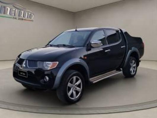 usato MITSUBISHI L200