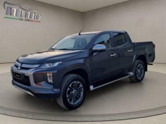 usato MITSUBISHI L200