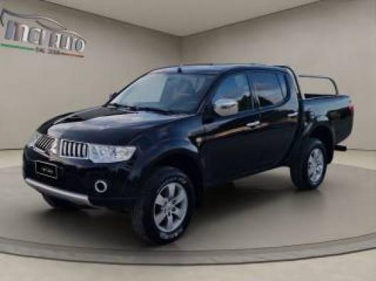 usato MITSUBISHI L200