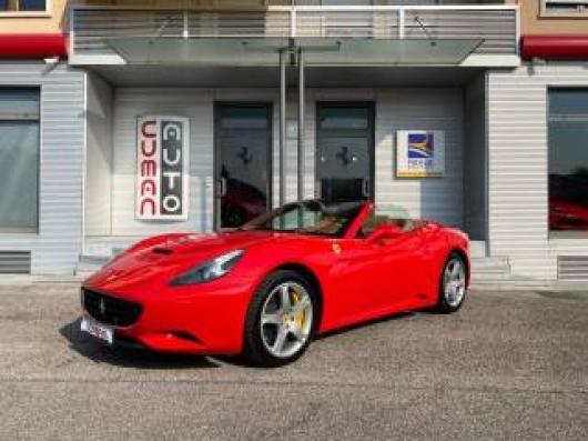 usato FERRARI California