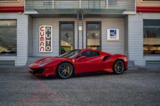 usato FERRARI 488