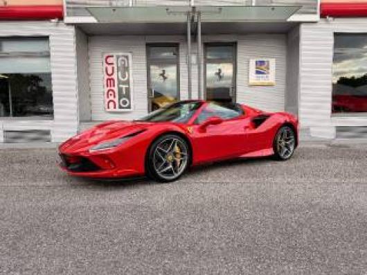 usato FERRARI F8
