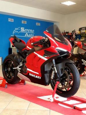 Panigale V4