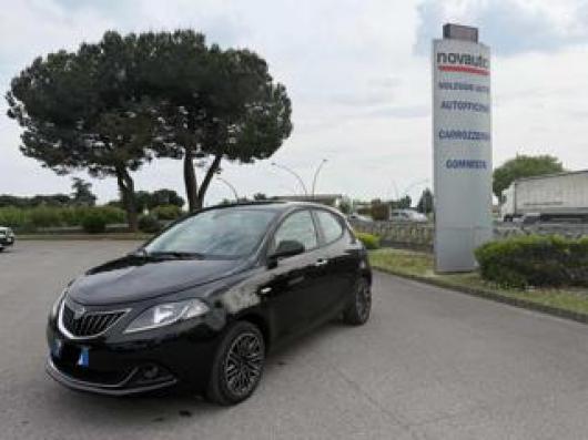Ypsilon