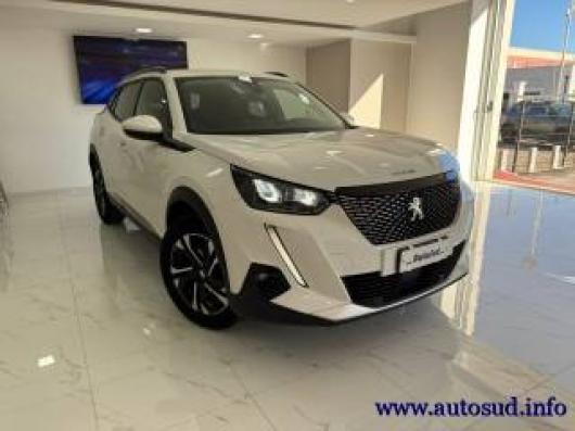 usato PEUGEOT 2008