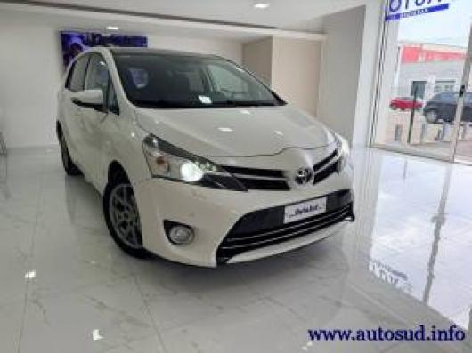 usato TOYOTA Verso