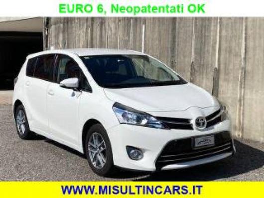 usato TOYOTA Verso