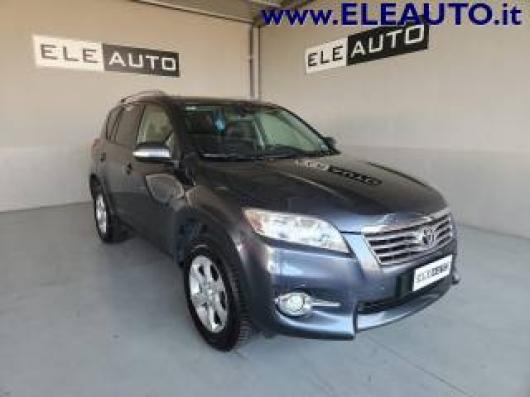 RAV 4