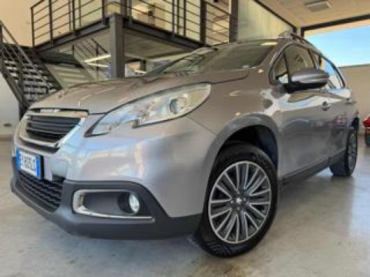 usato PEUGEOT 2008