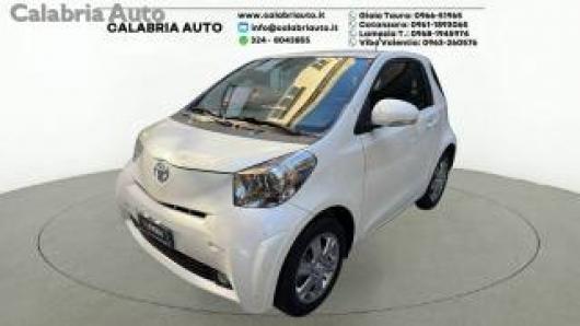 usato TOYOTA iQ