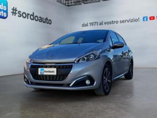 usato PEUGEOT 208