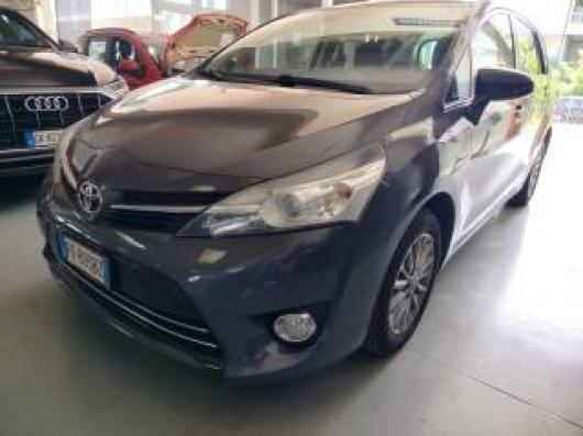 usato TOYOTA Verso